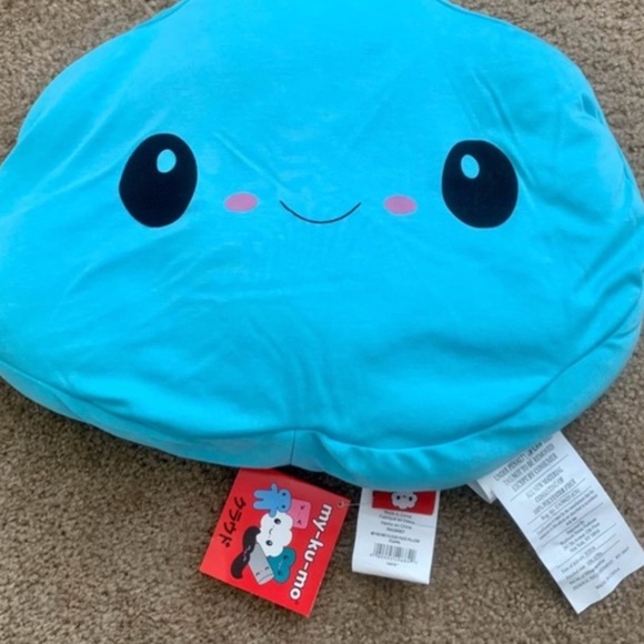 🦄ISO: My Ku Mo Pillows - Picture 9 of 11